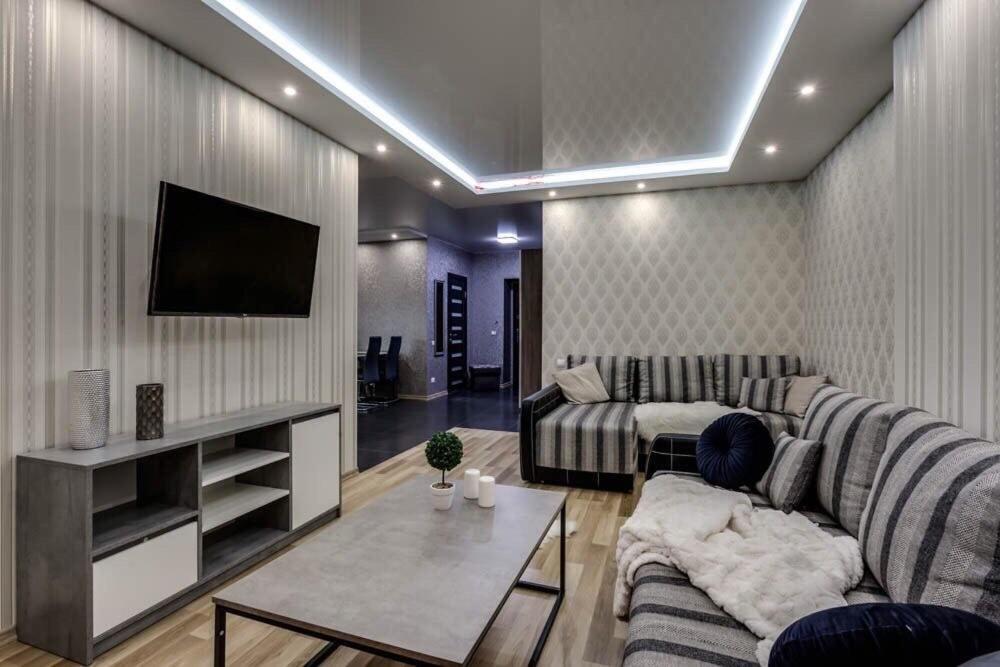 Comfortable Apartment *